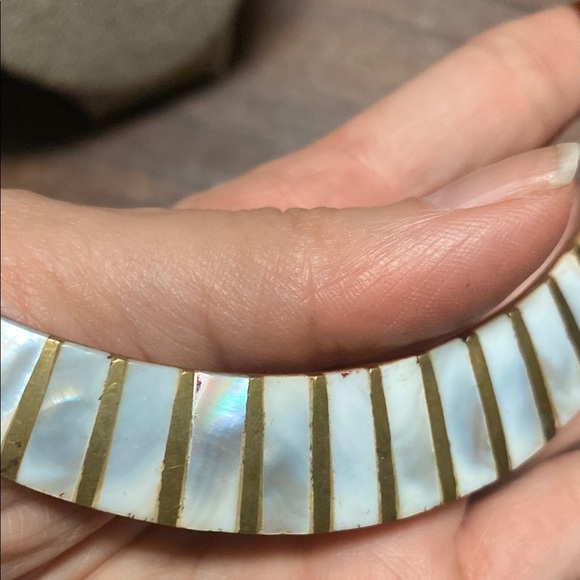 Brass and shell inlay Collar Necklace - Picture 4 of 5